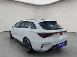 CUPRA Leon Sportstourer 1.5 eTSI DSG AHK MATRIX NAVI Bild 3