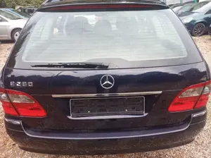 Mercedes-Benz E 280 E 280 T (211.254) ** TÜV NEU *** Bild 5