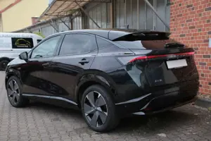 Nissan Ariya Evolve Pack e-4orce in auroragreen!! m. SD Bild 4