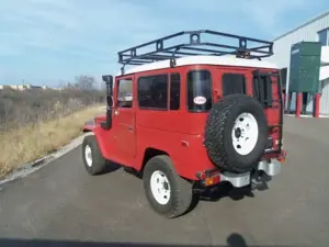 Toyota Land Cruiser FJ40 Bild 2
