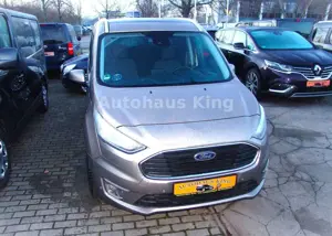 Ford Grand Tourneo