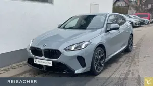 BMW 120 Autom. Parksystem Navigationssystem DAB