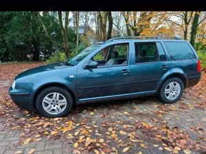 Volkswagen Golf Variant Golf Variant 1.6 AutomatikSpecial Bild 2