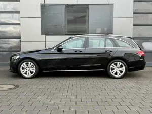 Mercedes-Benz C 180 T CGI Avantgarde AHK/Navi/LED/Ambiente/PDC/8-fach Bild 2