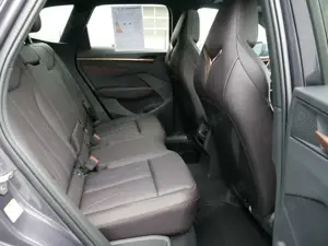 CUPRA Terramar VZ 1.5 e-Hybrid HUD LED PANO 360° Bild 4