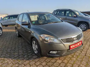 Kia Ceed / cee'd Attract