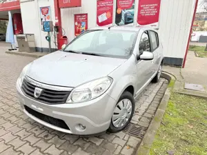 Dacia Sandero HU/AU NEU,ALLWETTERREIFEN NEU,INSPEKTION NEU