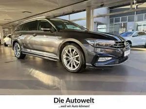 Volkswagen Passat Variant Elegance 1.5 TSI DSG 2xR-LINE NAV Klima Navi