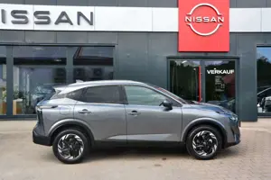 Nissan Qashqai 1.3 DIG-T MHEV Xtronic N-Connecta 4x4 Bild 2