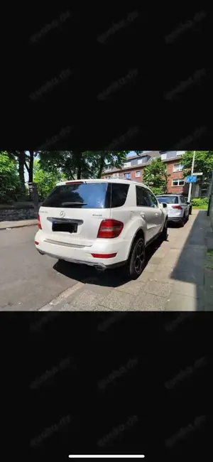 Mercedes-Benz ML 350 ML 350 CDI 4Matic (164.125) Bild 2
