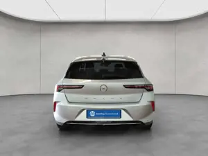 Opel Astra 1.2 Turbo Elegance Bild 4