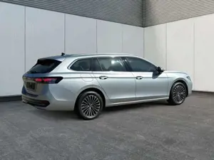 Volkswagen Passat Variant Elegance DSG+AHK+NAVI+MATRIX+M... Bild 3