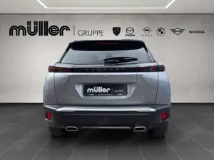 Peugeot 2008 GT PUTE155 EAT8 GT Pack Bild 5