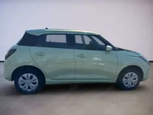 Suzuki Swift SWIFT CLUB HYBRID ALLGRIP Bild 4