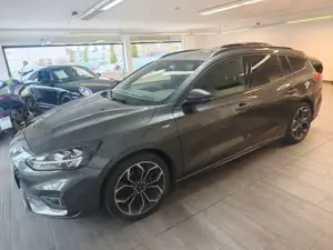Ford Focus Turnier ST-Line Design+Tech Paket 2 Bild 2