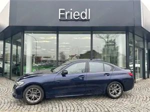 BMW 318 i M-Sport-Line AHK Schiebedach LED Shadow