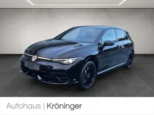 Volkswagen Golf VIII 2.0 TSI 4Motion R Black HUD Matrix