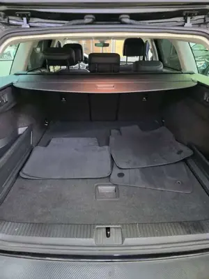 Volkswagen Passat Variant R-Line Bild 4