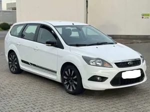 Ford Focus Ford Focus Turnier1.8 * Service  Bremsen neu