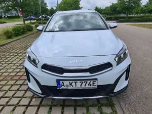 Kia XCeed Vision Plug-in Hybrid Bild 2