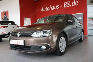 Volkswagen Jetta VI Comfortline,Scheckheft,PDC,AHK,2.Hand
