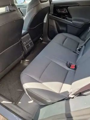 Subaru Solterra 71,4 kWh 150kW Platinum Bild 3