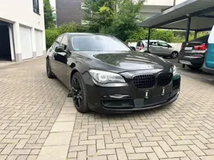 BMW 750 750i xDrive