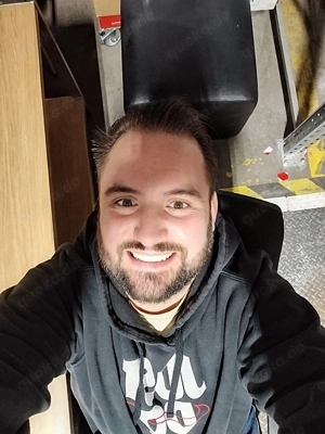 Ich suche die Dame dir mir das gibt was mir fehlt 