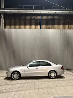 Mercedes-Benz E 350 E 350 (211.056)