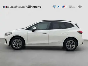 BMW 218 i Active Tourer SpurAss AHK HiFi Navi RFK DAB Bild 3