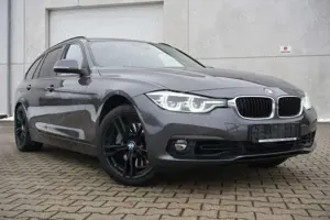 BMW 335 d xDrive Touring AHK Navi Voll-LED Pano PDC