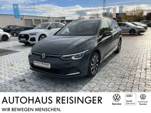 Volkswagen Golf VIII Variant 1.5 TSI Active (NAVI+LED+APP+RearView