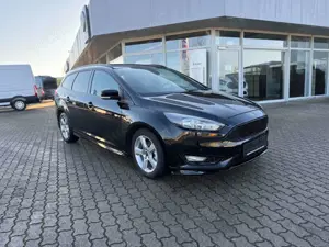 Ford Focus Turnier ST-Line Totw./Kamera/LMF/WinterP!!