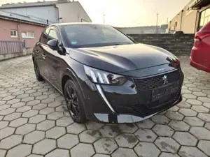 Peugeot 208 208e- GT,SHZ,NAVI,Kamera.PPS V/H,Klimaautomatik,LE