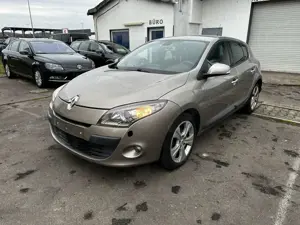 Renault Megane Megane Fließheck 2.0 140 CVT Dynamique Bild 1