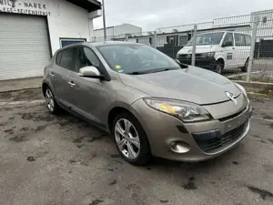 Renault Megane Megane Fließheck 2.0 140 CVT Dynamique Bild 2