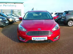 Ford Focus Turnier Titanium.Bi-Xenon.Navi.SHZ Bild 2