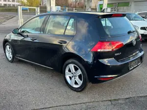 Volkswagen Golf VII Lim. Comfortline TÜV/HU/NEU Bild 4