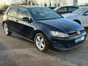 Volkswagen Golf VII Lim. Comfortline TÜV/HU/NEU Bild 2