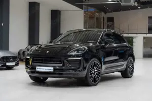 Porsche Macan Basis*SPORT-CHRONO*SOUND-PACKAGE+*1.HAND*PDLS*