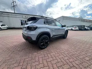 Jeep Avenger Overland 4xe Bild 5