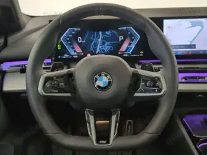 BMW 520 d Tour M Sport Navi/LED/AHK/HiFi/Pano/KomfZg Navi/ Bild 5