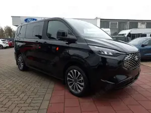 Ford Tourneo Custom Elektro 340L1 RWD Titanium X Navi Bild 4