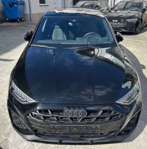 Audi S3 Sportback quattro, VOLL, AKRAPOVIC