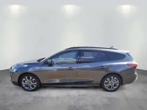 Ford Focus Turnier 1.0 EcoBoost Mild-Hybrid ST-Line X Bild 4