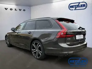 Volvo V90 Kombi Benzin EU6d B4 B Plus Dark 360 Kamera DAB SH Bild 4