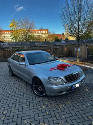 Mercedes-Benz S 320
