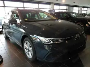 Volkswagen Golf VIII Variant Life eTSI Aut. Navi SHZ LED Bild 3