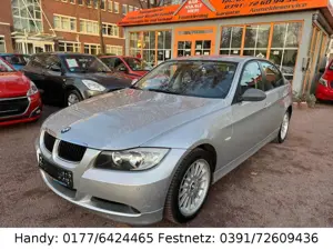 BMW 318 i KLIMA/SHZ/PDC/4xel.FH/ALU