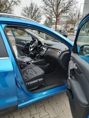 Nissan Qashqai Qashqai 1.3 DIG-T DCT AKARI Bild 4